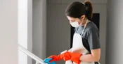 VAGA PARA AUXILIAR DE LIMPEZA